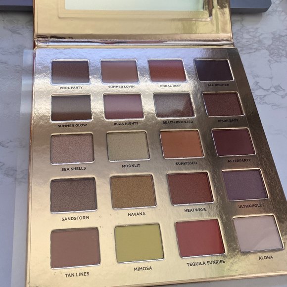 Sunrise to Sunset Eyeshadow Palette Iconic London - Picture 1 of 8